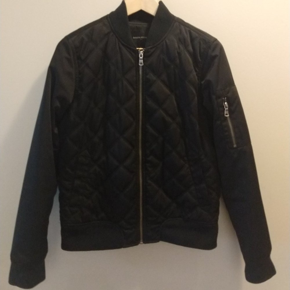 Banana Republic Factory black quilted bomber jacket size small
